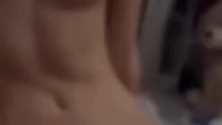 คลิปหลุด สาวไทยโดนควยหนุ่มเกาหลี หุ่นอย่างเด็ดเลย ขึ้นขย่มควยให้อย่างเสียว ร้องครางเสียวออกมาอย่างลั่น